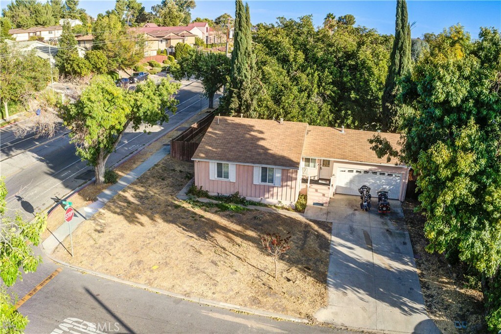 Property Photo:  648 Bolen Drive  CA 93446 