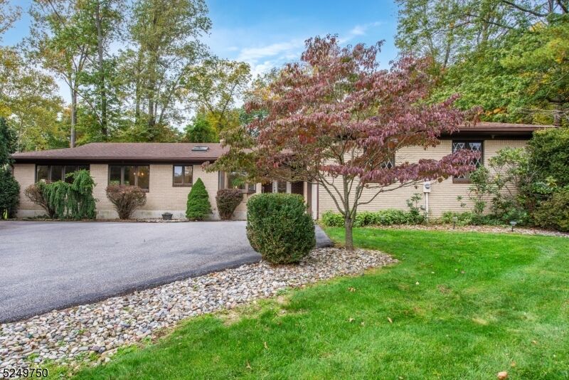 Property Photo:  185 Lake Dr  NJ 07470 