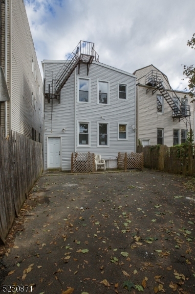 Property Photo:  607 20th St 3  NJ 07111 