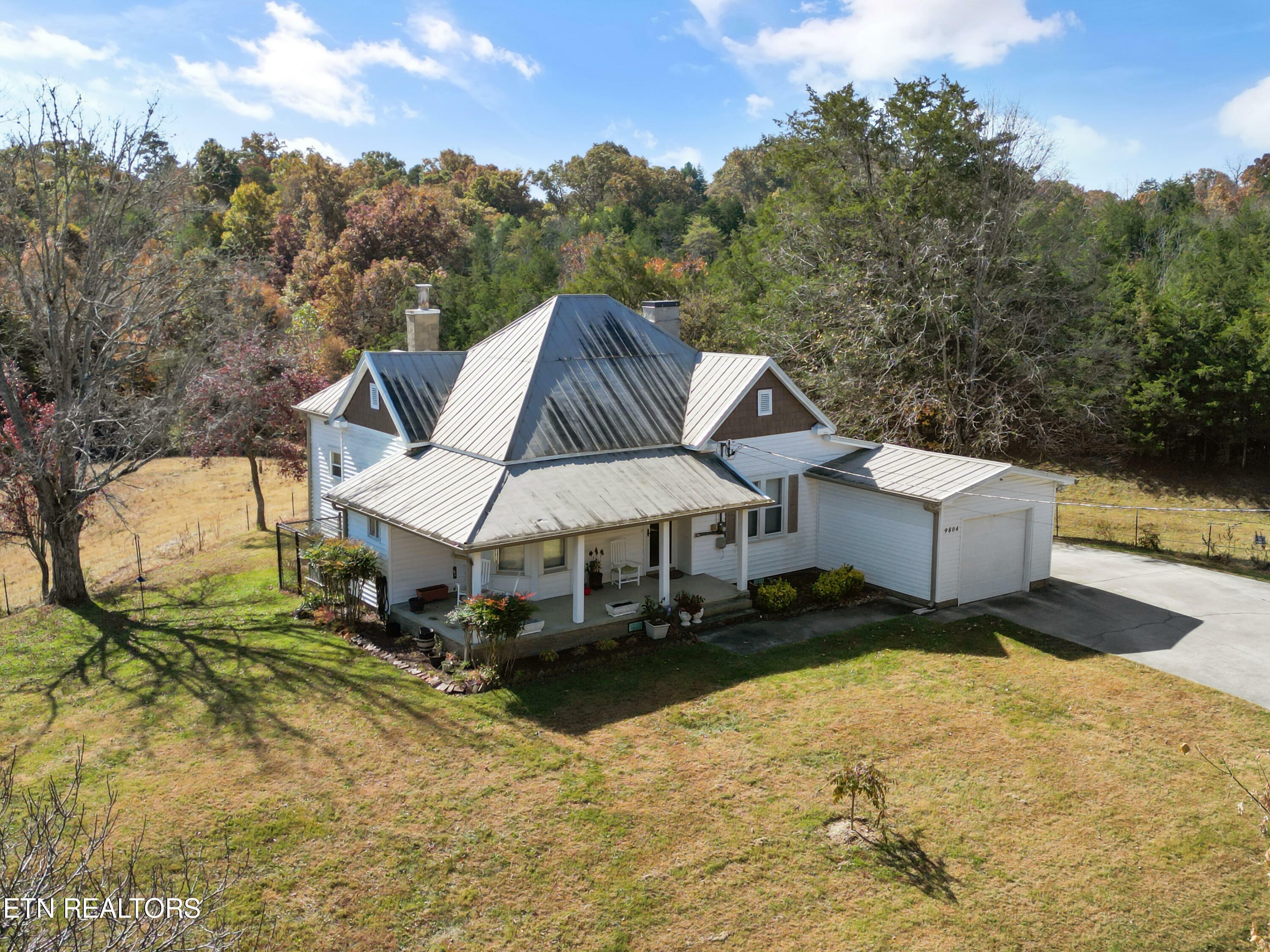 Property Photo:  9804 Will Merritt Rd  TN 37871 