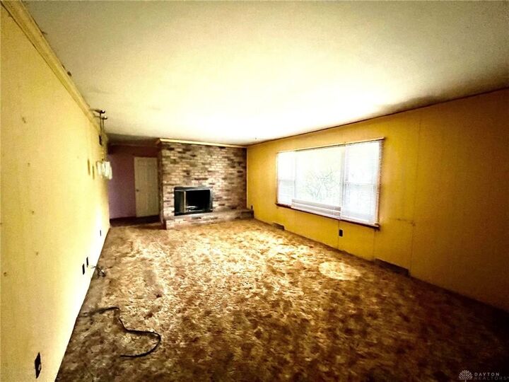 House for sale in Cincinnati 11253 Embassy Drive, Cincinnati, OH 45240