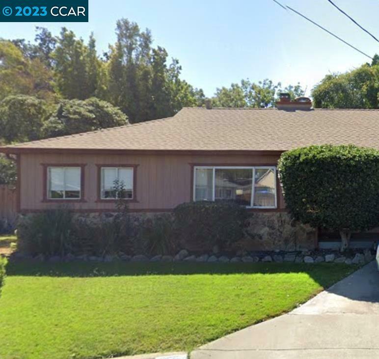 Property Photo:  1029 Orange St  CA 94518 