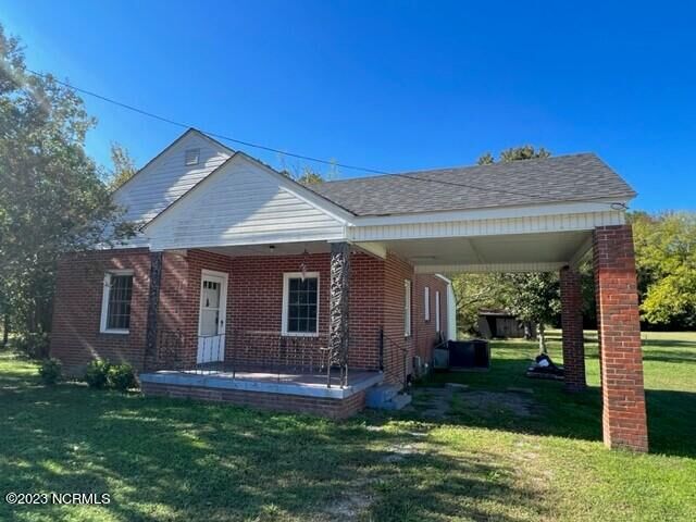 Property Photo:  208 S Main Street  NC 27872 