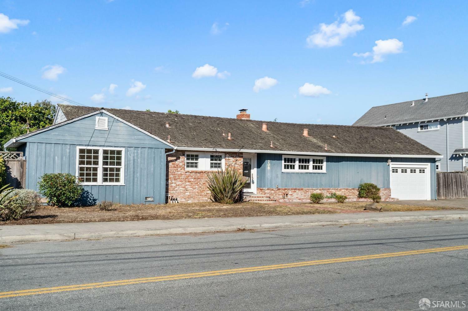 Property Photo:  708 Johnston Street  CA 94019 