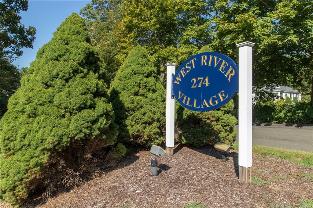 Property Photo: 274 Church Street 1B CT 06437