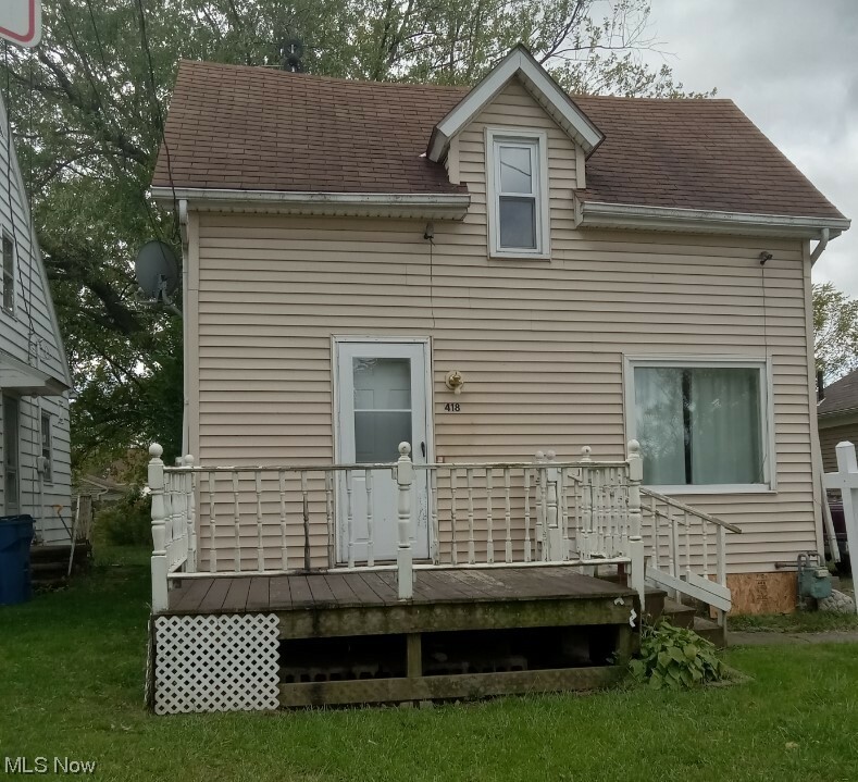 Property Photo:  418 Indiana Avenue  OH 44052 