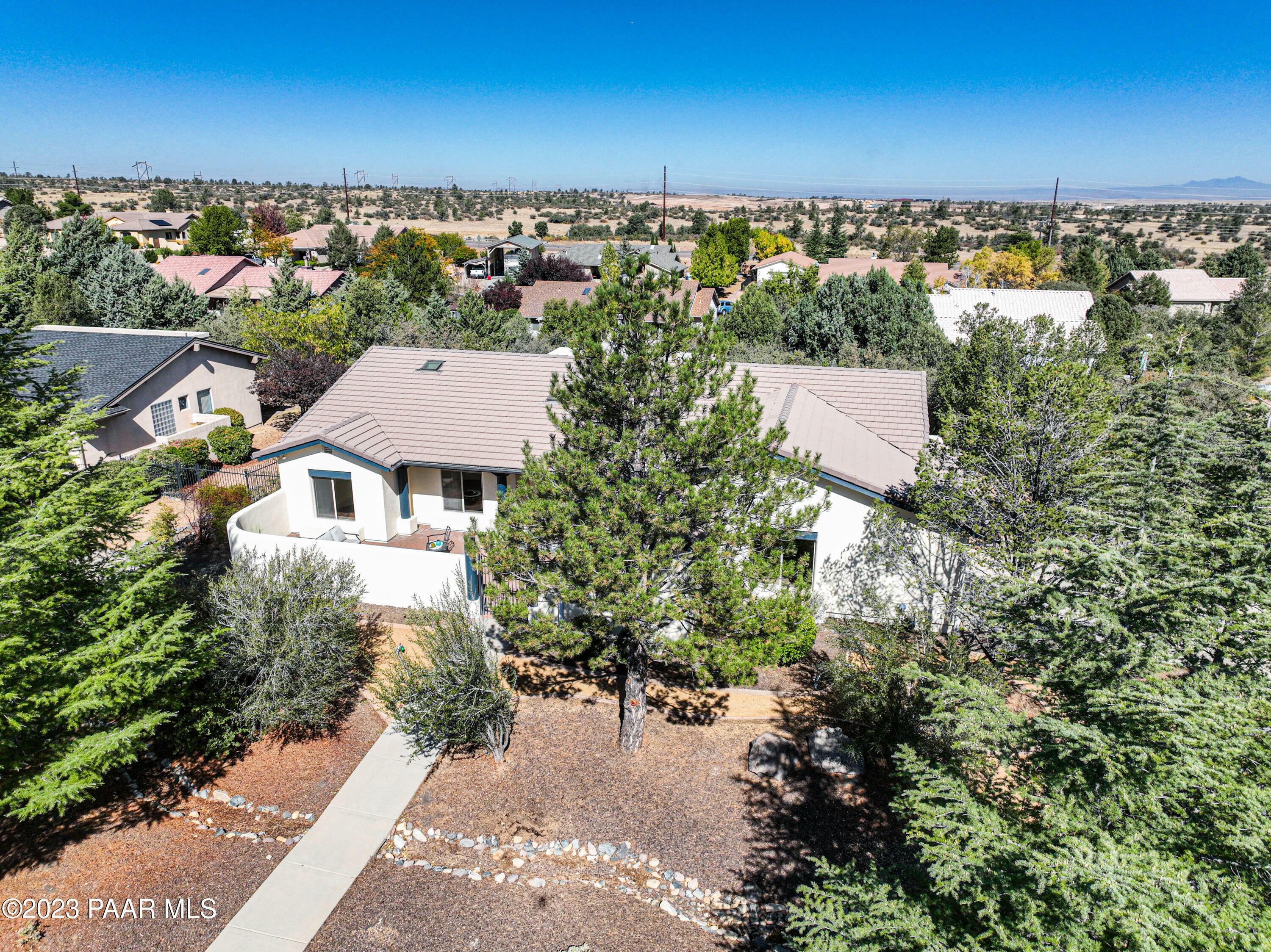 Property Photo:  5892 Honeysuckle Road  AZ 86305 