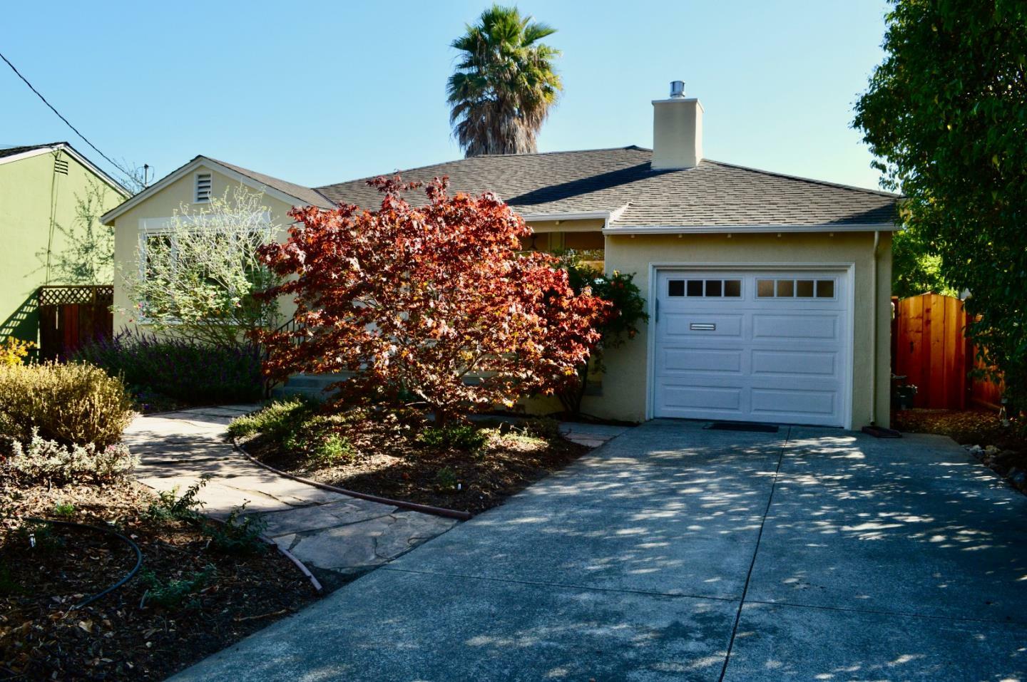 Property Photo:  22 Yarnall Place  CA 94063 