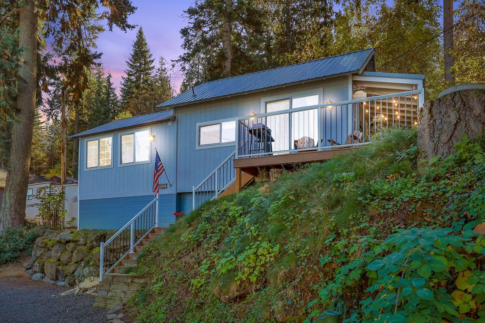 Home for sale in Newman Lake 22708 E Park Beach Rd, Newman Lake, WA 99025