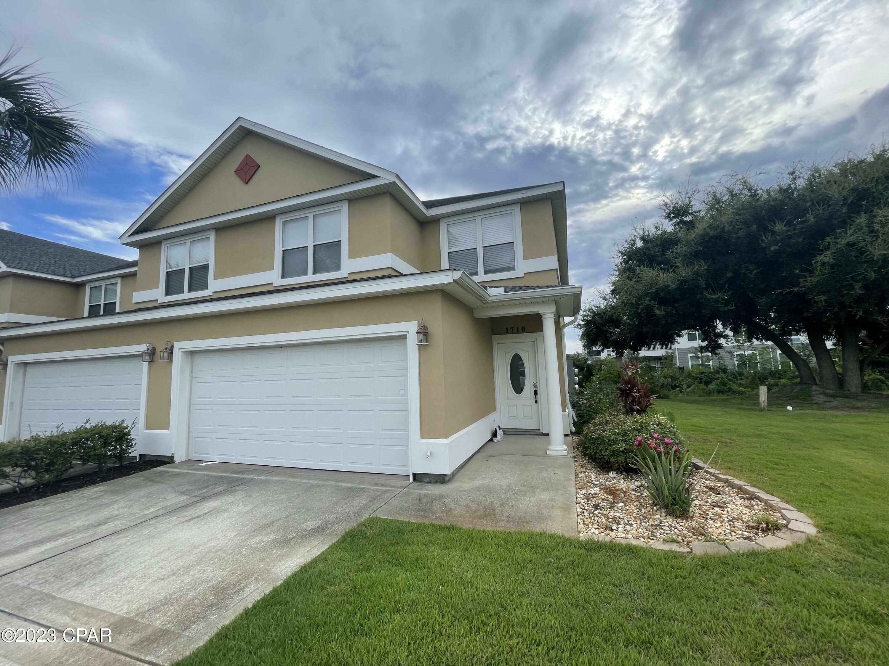 Property Photo:  1716 Annabellas Drive  FL 32407 