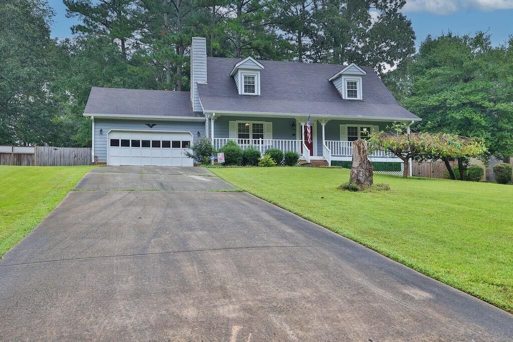 Property Photo:  2705 Old Ivy Court NE  GA 30519 