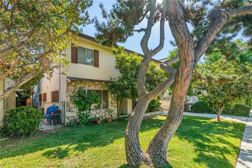 Property Photo:  1116 Rosedale Avenue  CA 91201 