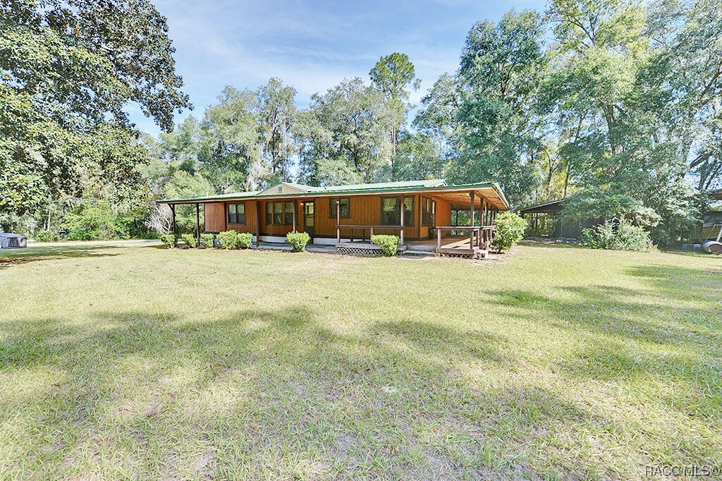 Property Photo:  3790 E Camelot Place  FL 34442 