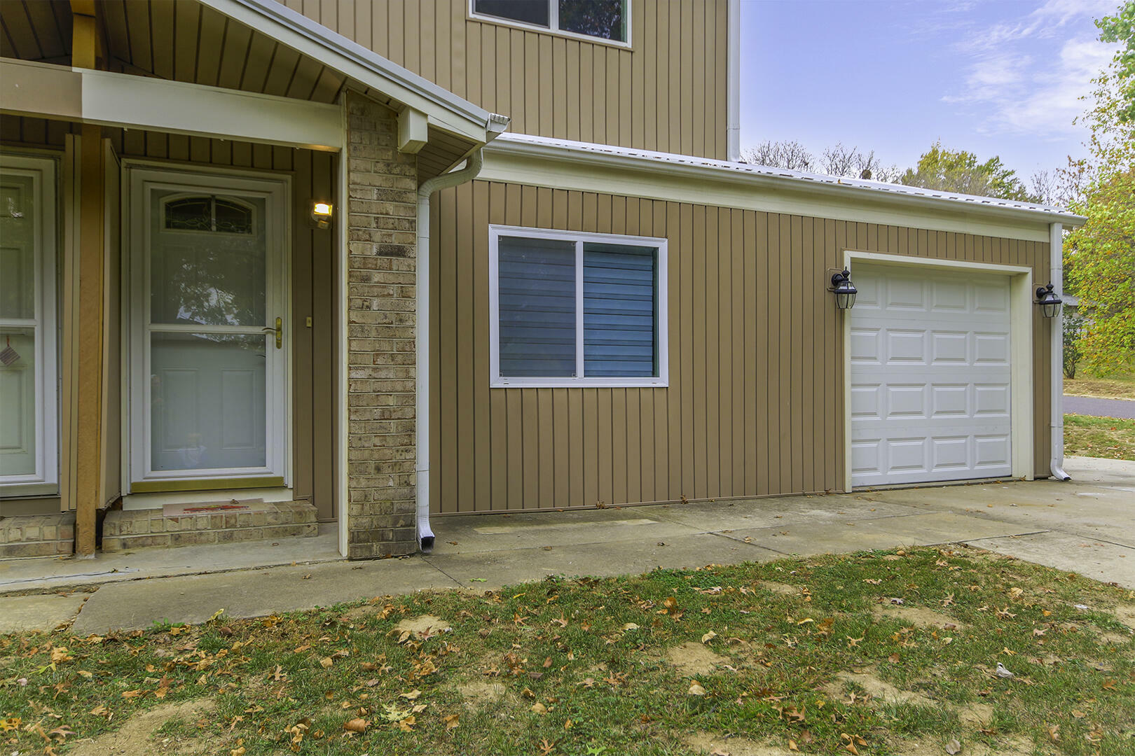 Property Photo:  2407 Kendallwood  MO 65203 