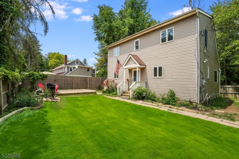 Property Photo:  13 Brook St  NJ 07849 