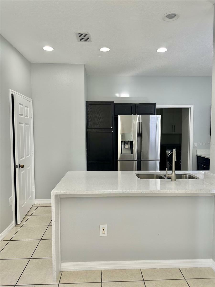 Property Photo:  13078 Island Breeze Court  FL 32824 