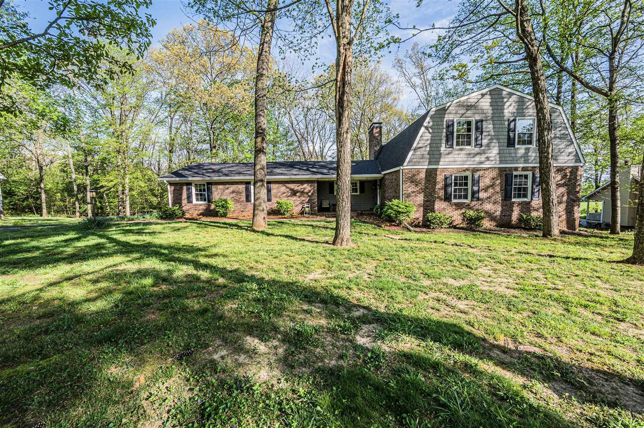 Property Photo:  284 W Windsor Circle  KY 42101 