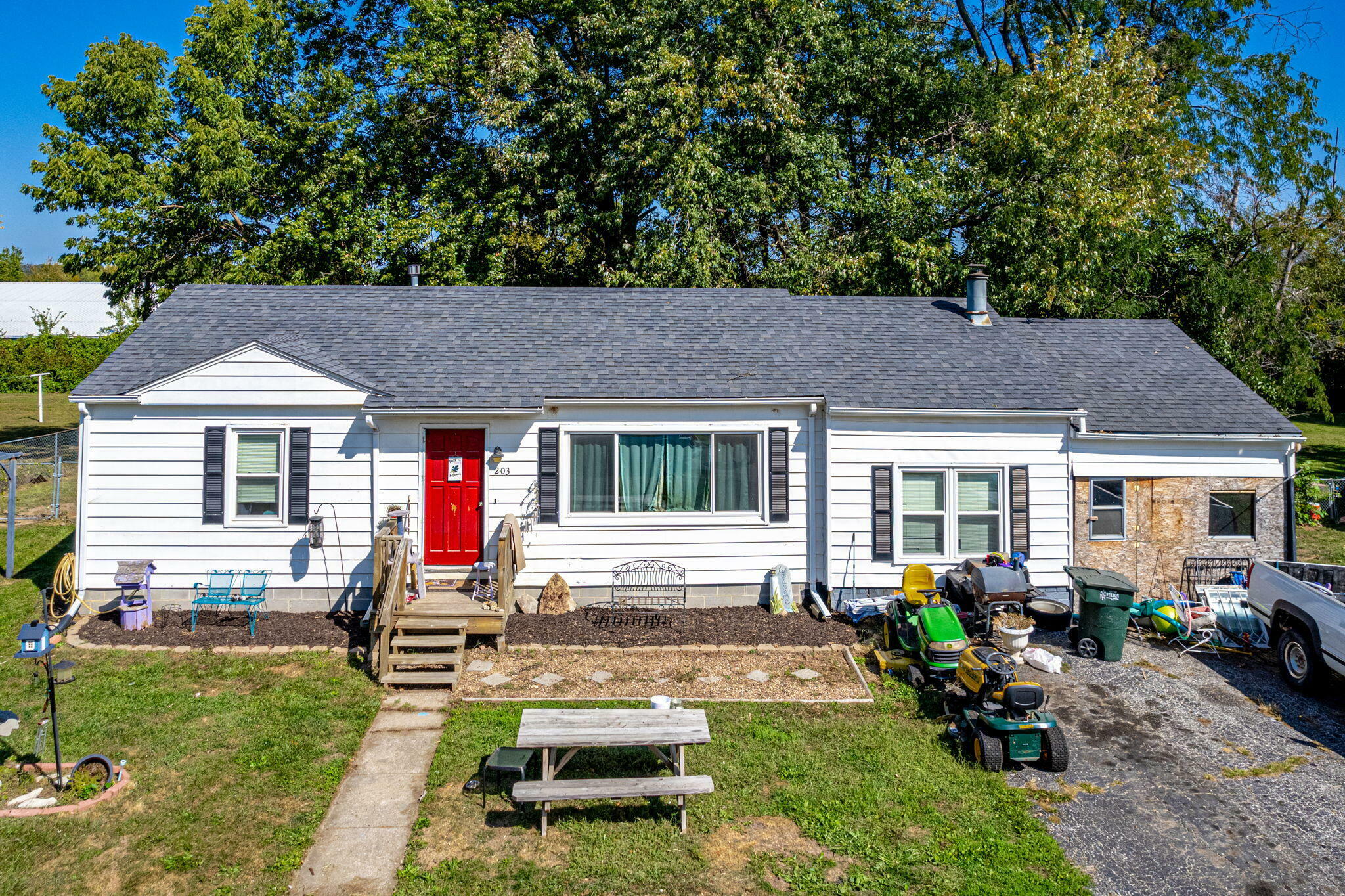 Property Photo:  203 Glover Street  MO 65251 