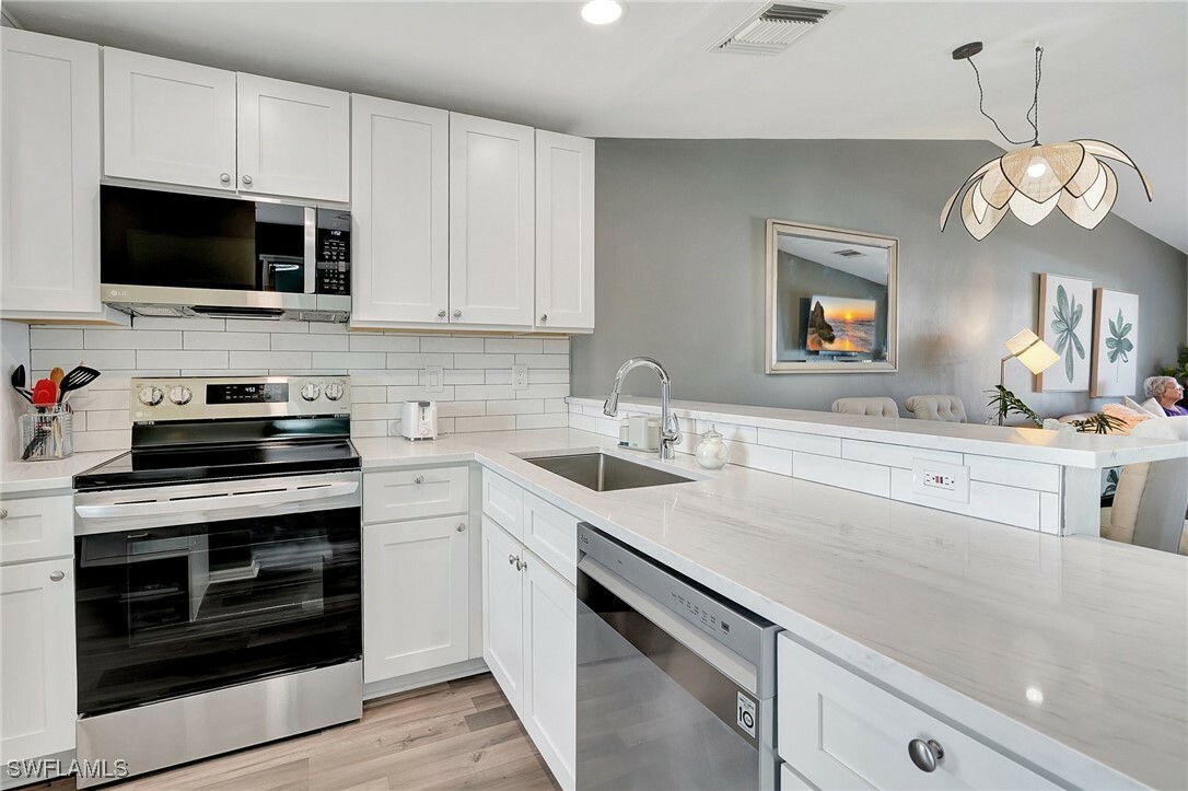 691 W Elkcam Circle 423  Marco Island FL 34145 photo