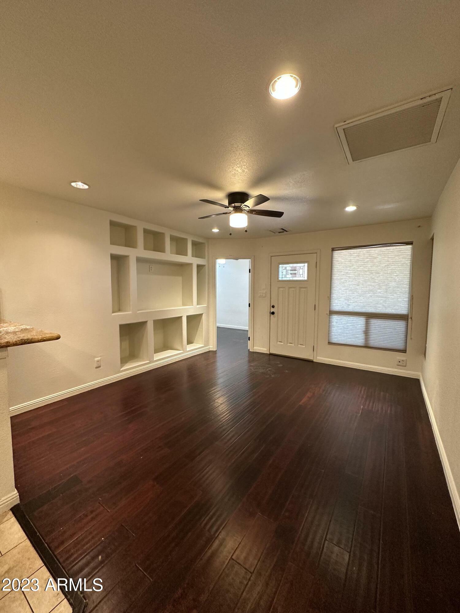 Property Photo:  20420 N 6th Drive 6  AZ 85027 