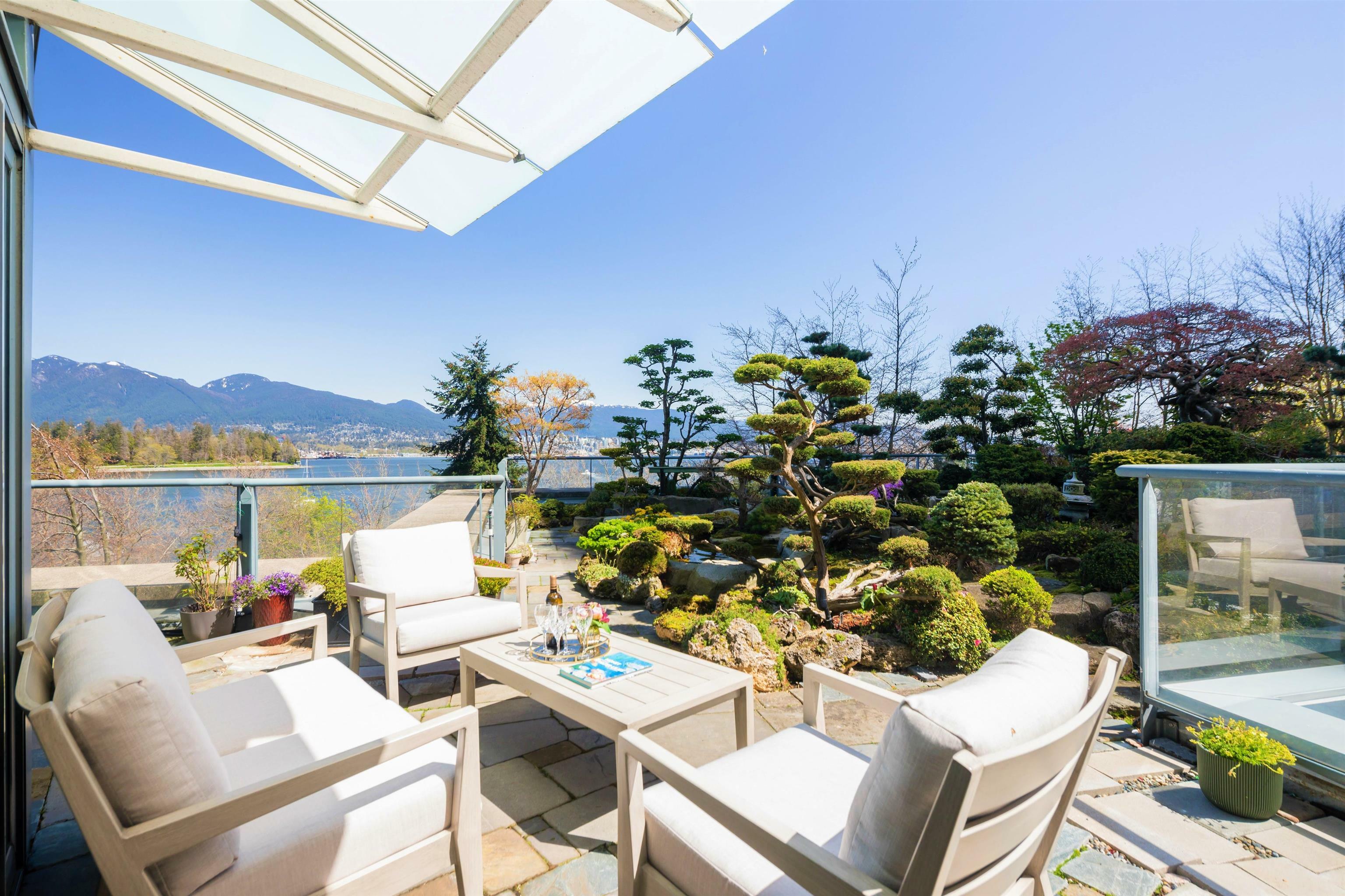 Property Photo: 323 Jervis Street 302 BC V6C3P8