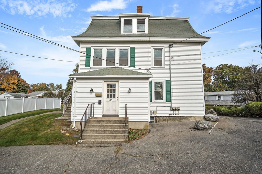 Property Photo:  35 Sherman Pl  MA 01801 