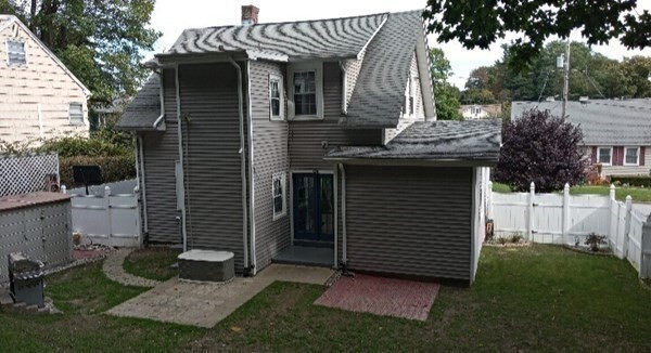 Property Photo:  11 Doris St  MA 01606 