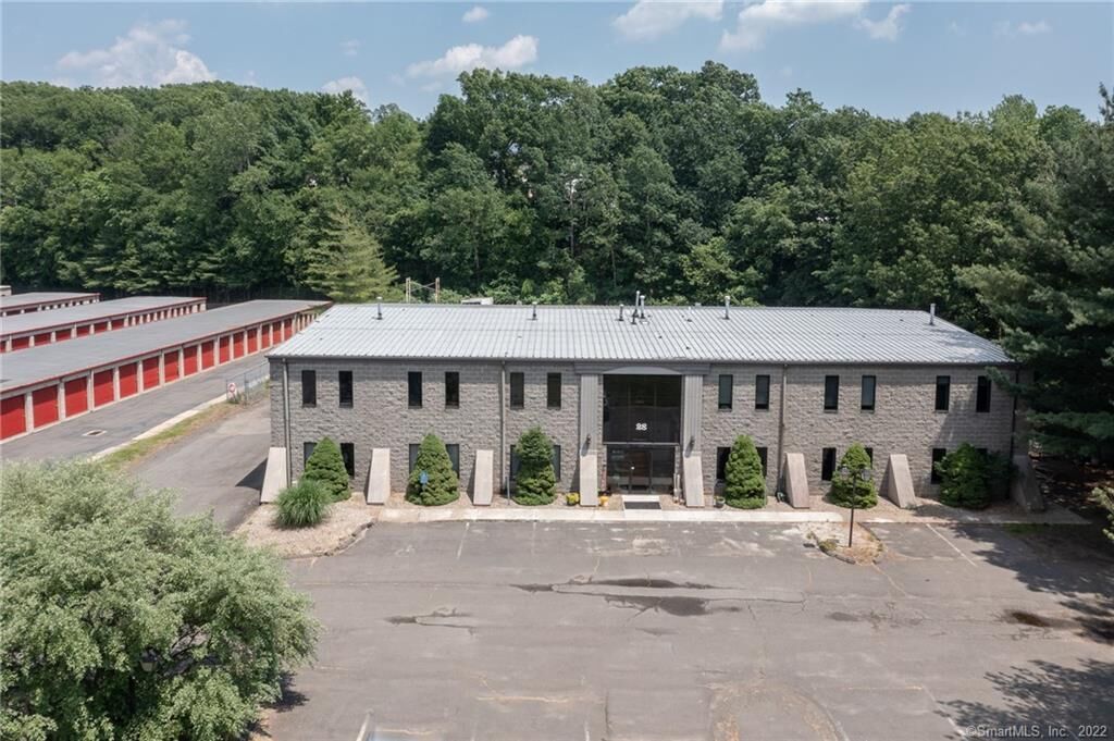 Property Photo: 28 Costello Place CT 06111