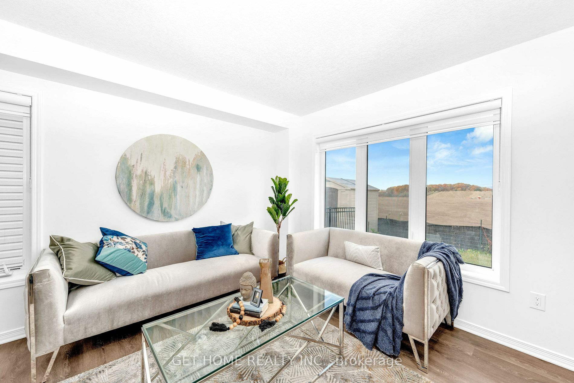 Property Photo:  206 Maclachlan Ave  ON N3W0E2 