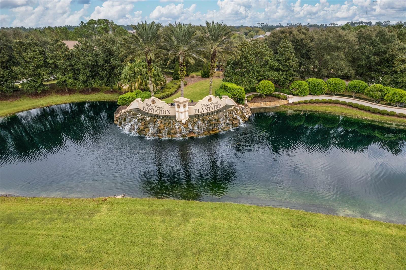 Property Photo:  165 Heron Drive  FL 32137 