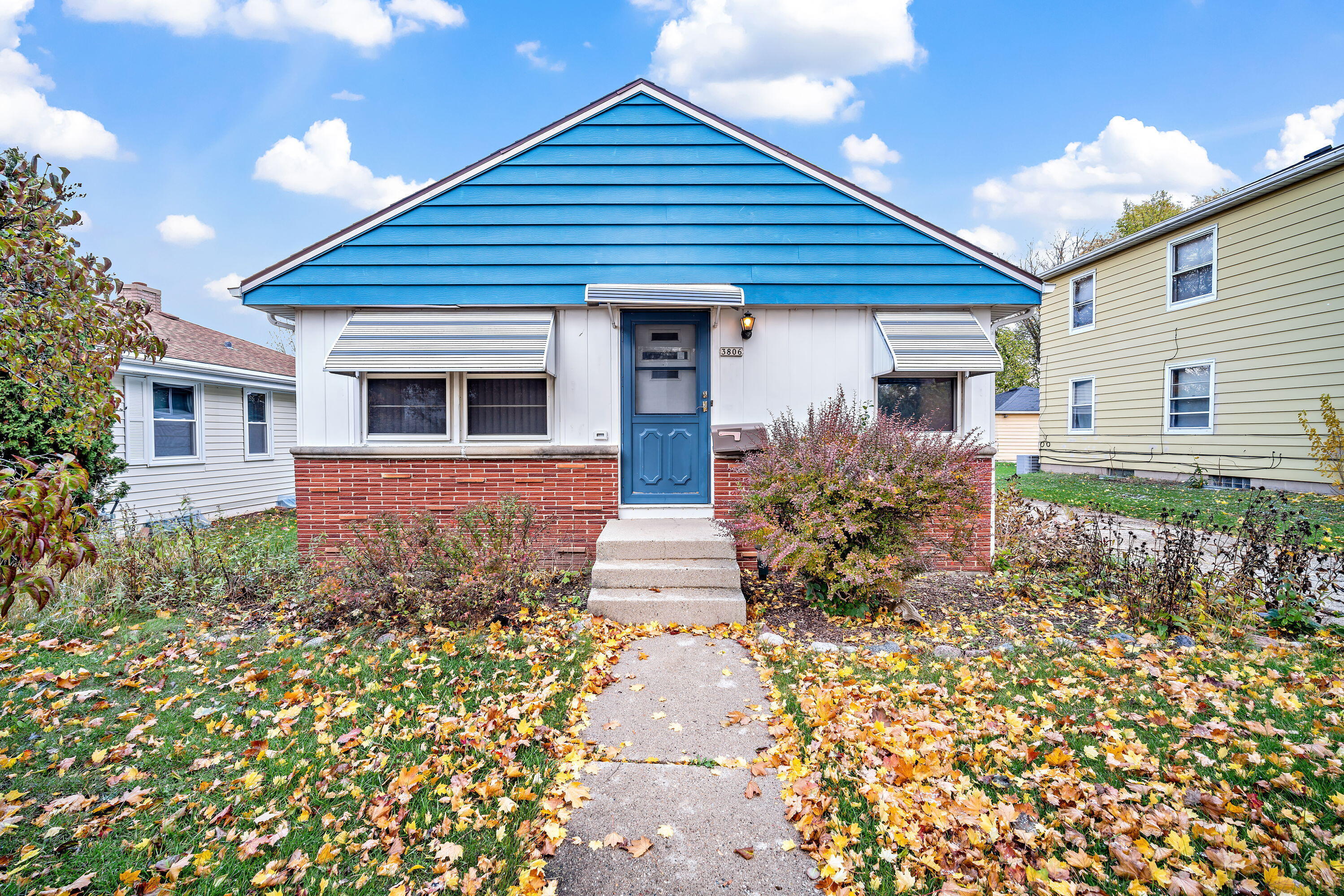 Property Photo:  3806 S 48th St  WI 53220 