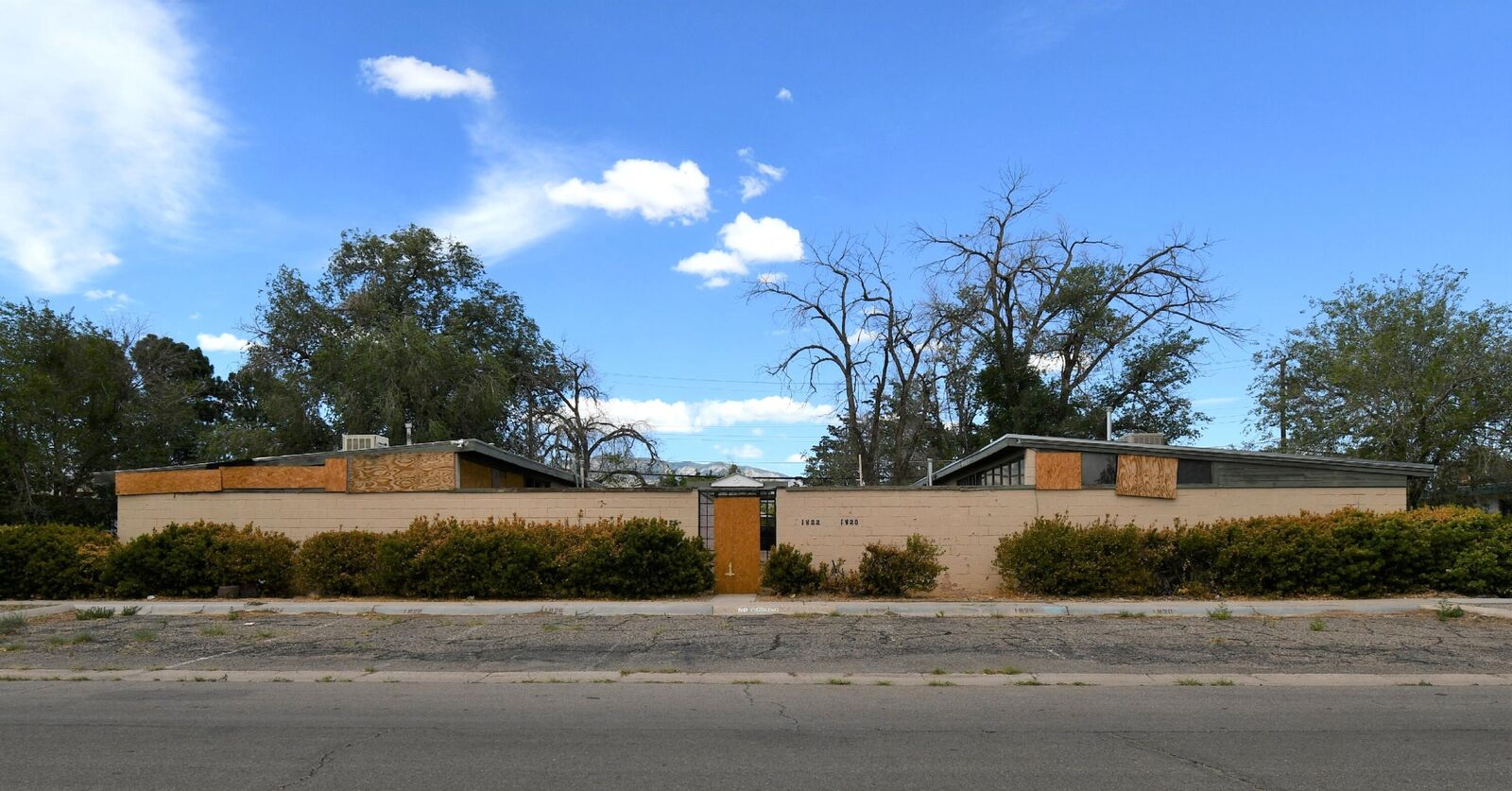 Photo de la propriété:  1820-1826 Alvarado Drive NE  NM 87110 