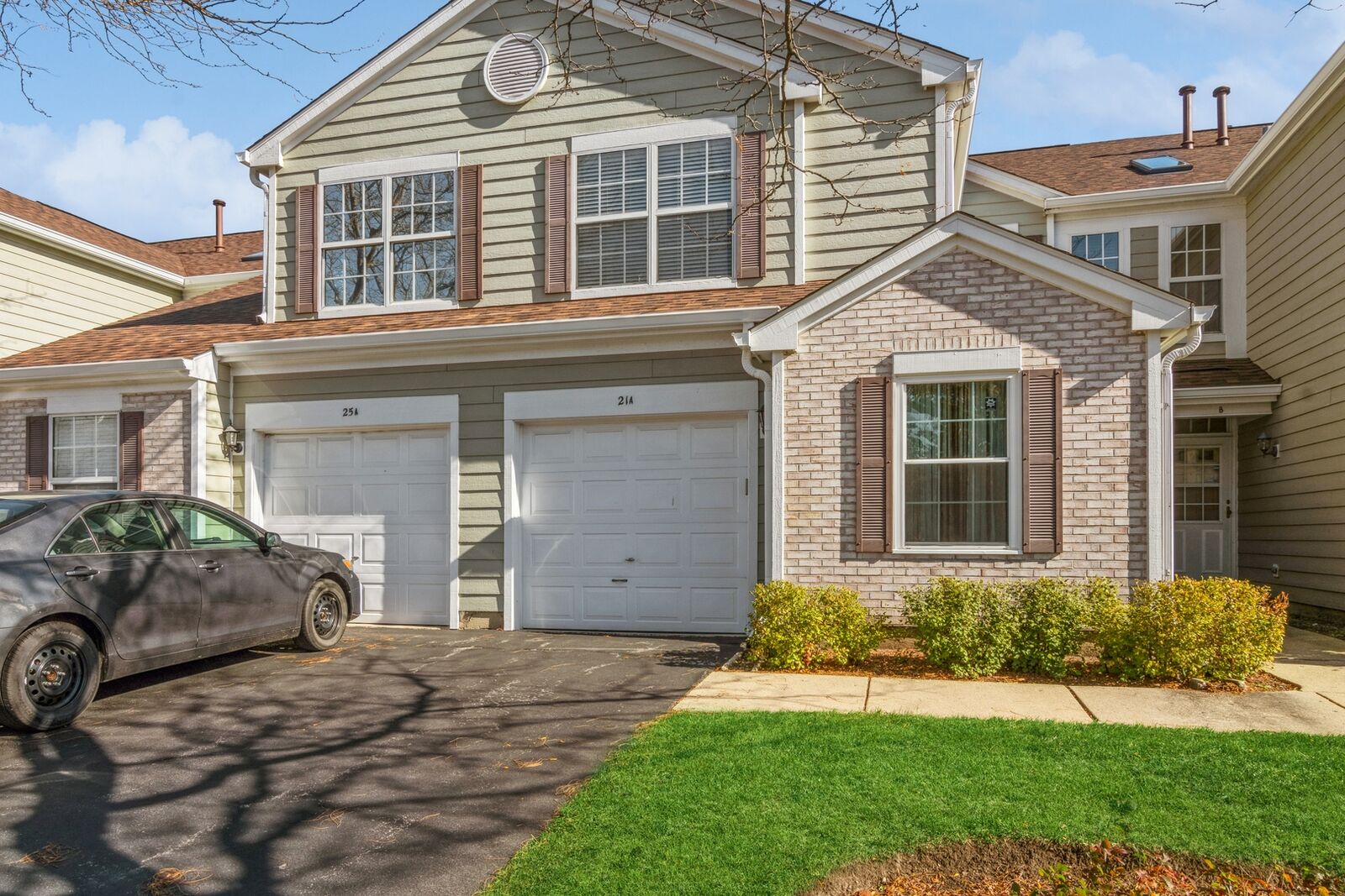 Property Photo:  21 Coolidge Court A  IL 60107 