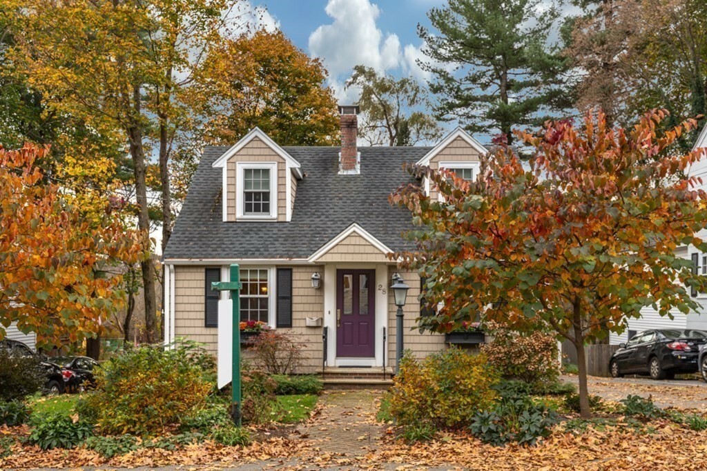 Property Photo:  28 Willow Street  MA 01867 