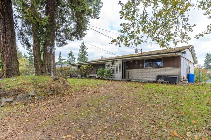 Property Photo:  10105 Barnes Lane S  WA 98444 