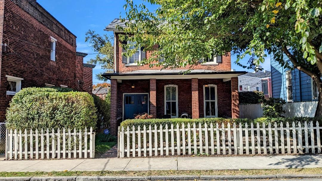 Property Photo:  248 Spahr St  PA 15232 