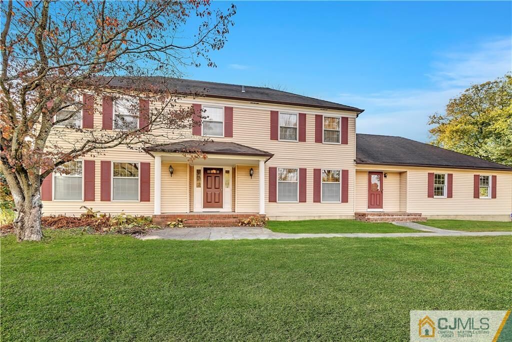 Property Photo: 18 Washington Drive NJ 08512