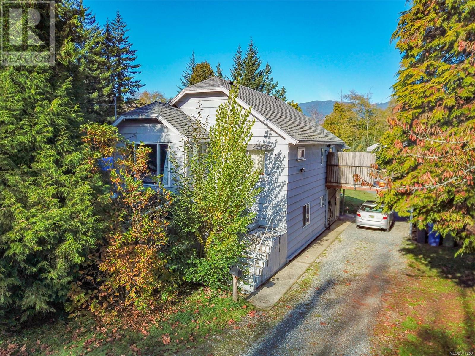 Property Photo:  5269 Pineo Road  BC V9Y7A6 