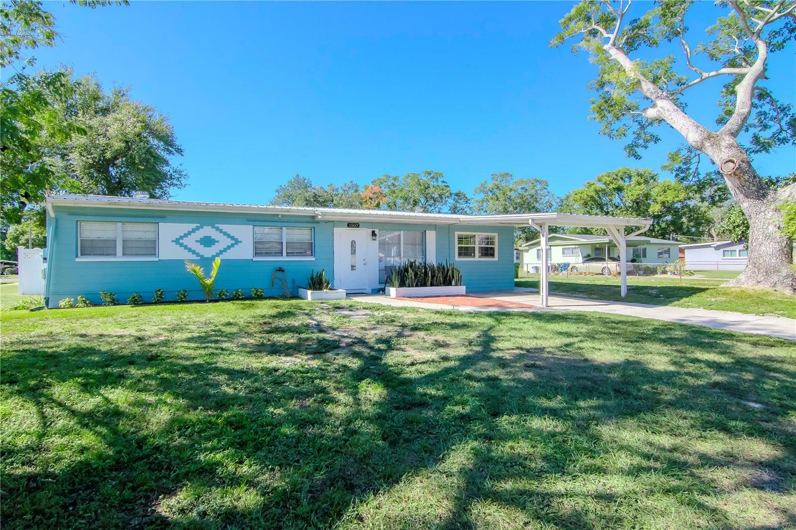 Property Photo:  1507 Charm Lane  FL 33612 