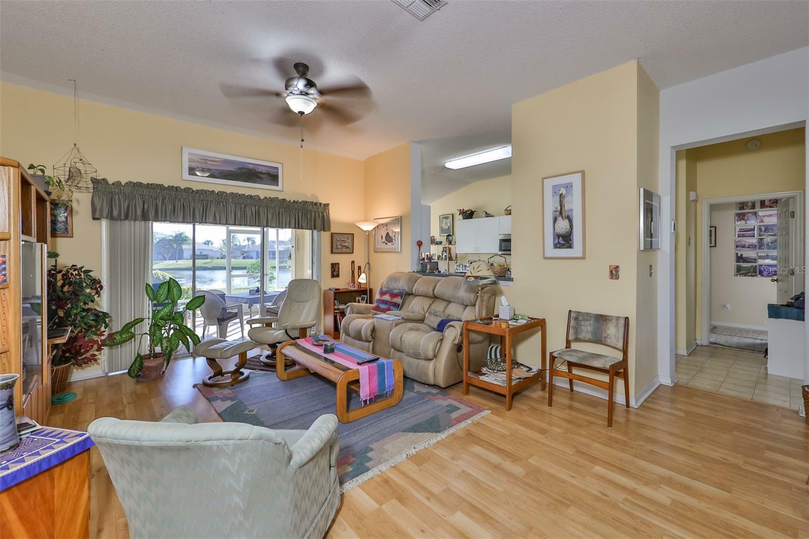 Property Photo:  2309 Emerald Lake Drive  FL 33573 