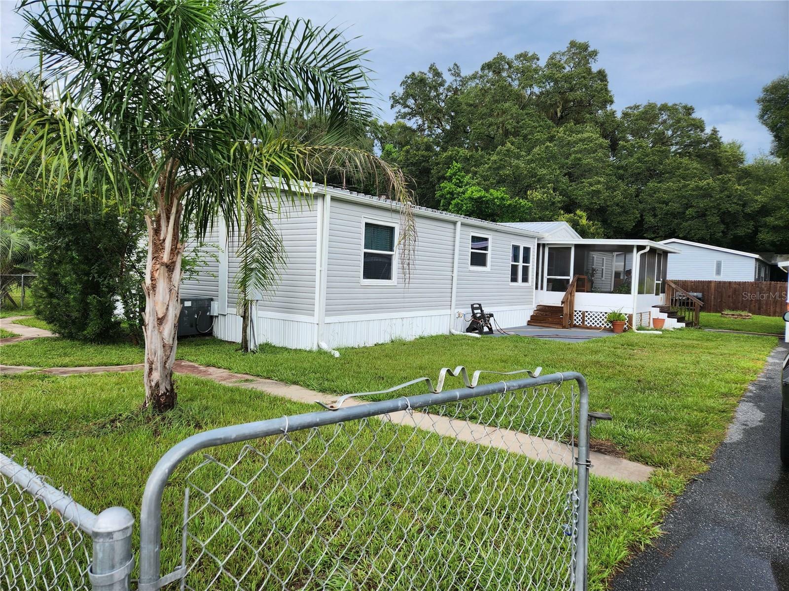 Property Photo:  9367 SE 35th Court  FL 34480 