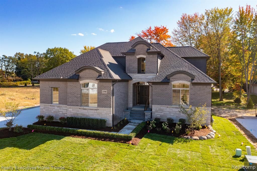 Property Photo: 11948 Encore Court MI 48315