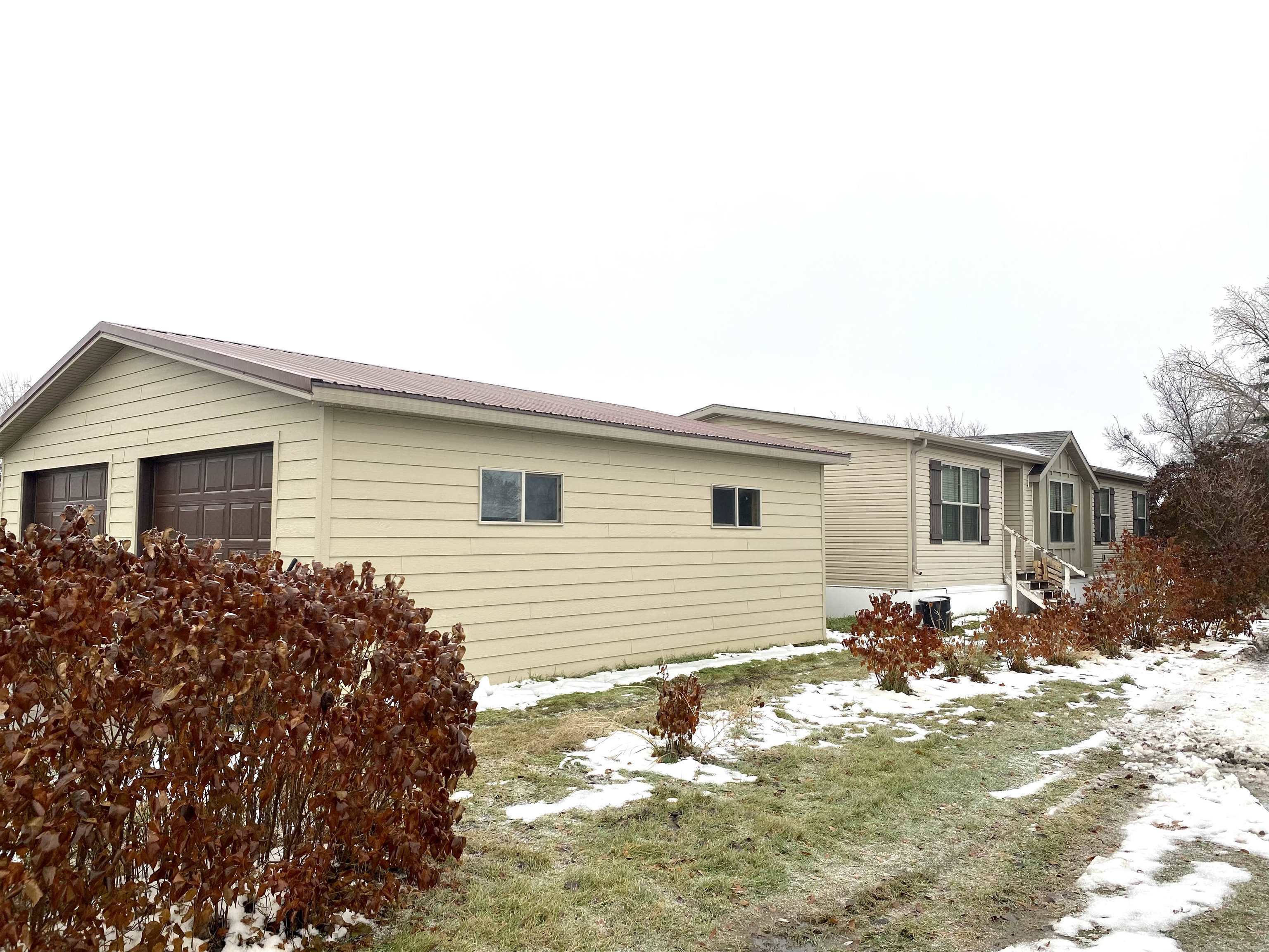 Property Photo:  112 Prairie St  ND 58787 