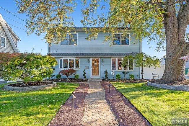 Property Photo:  222 Alberta Drive  NJ 07663 