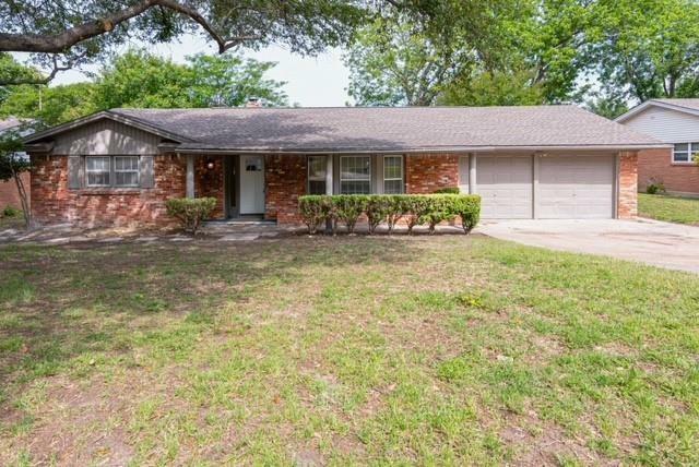 Property Photo:  3116 Durango Road  TX 76116 