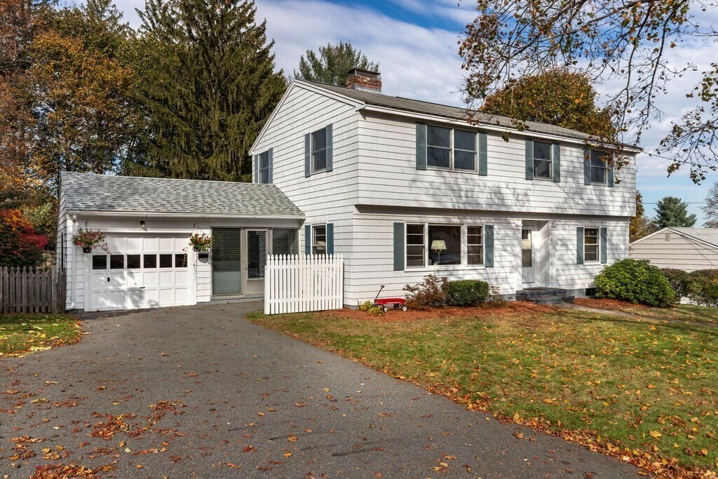 Property Photo: 28 Montview Rd MA 01824