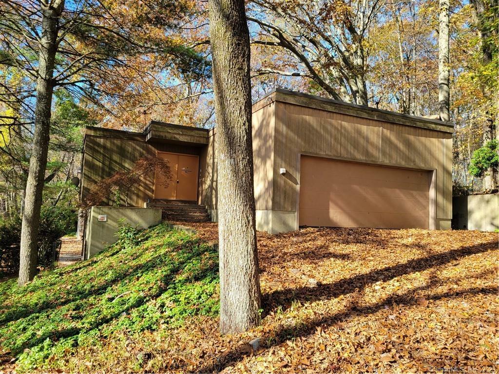 Property Photo:  29 Wildwood Drive  CT 06897 