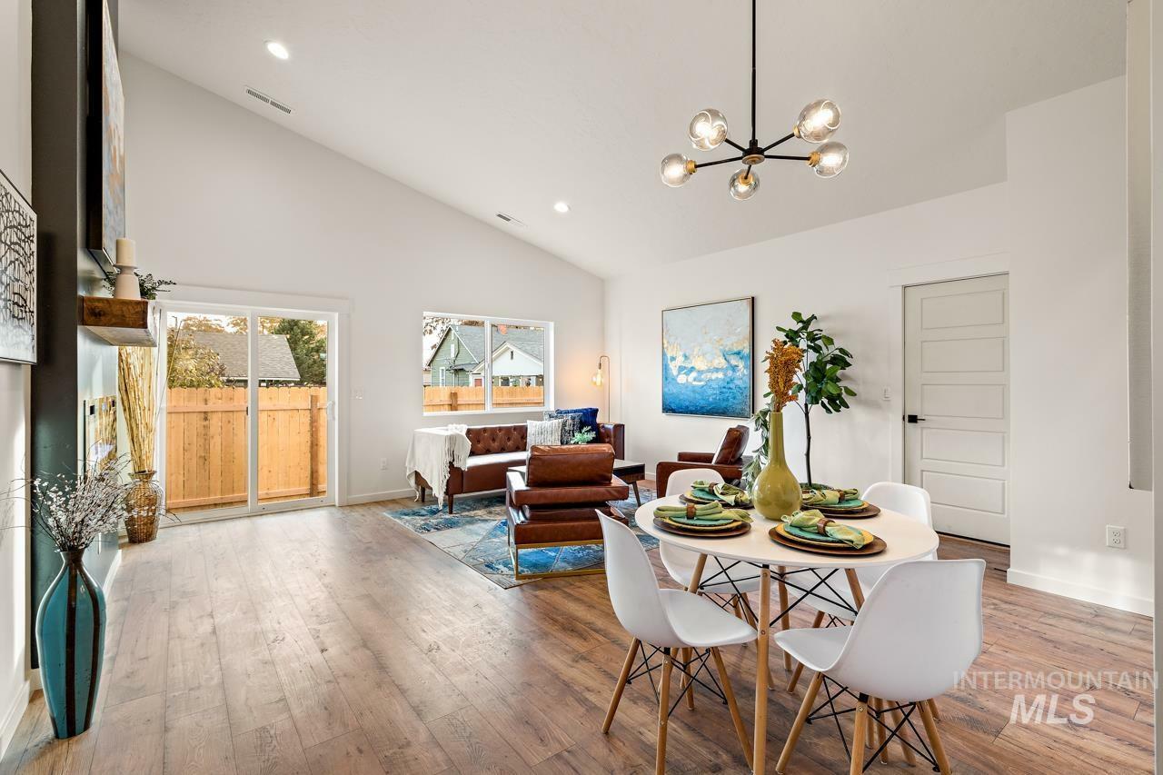 Property Photo: 507 E Washington Ave ID 83646