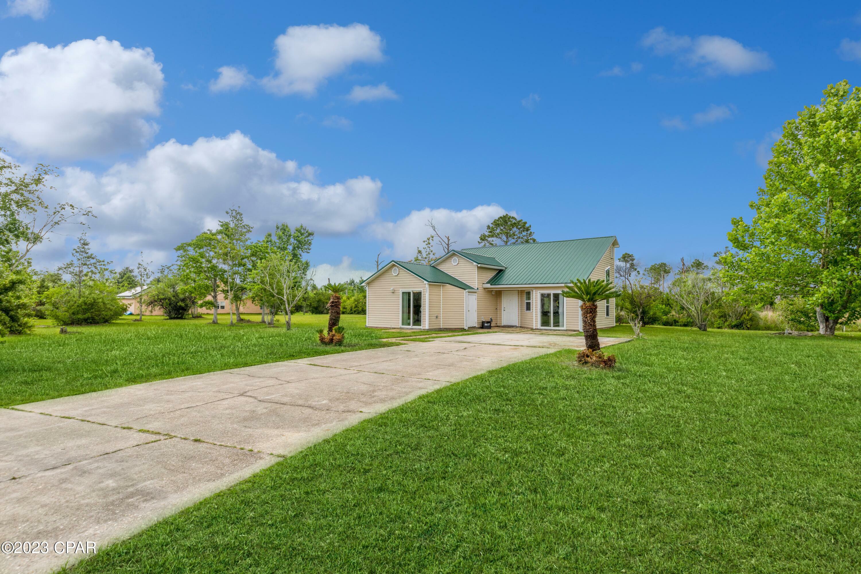 Property Photo:  3002 Par Drive  FL 32404 