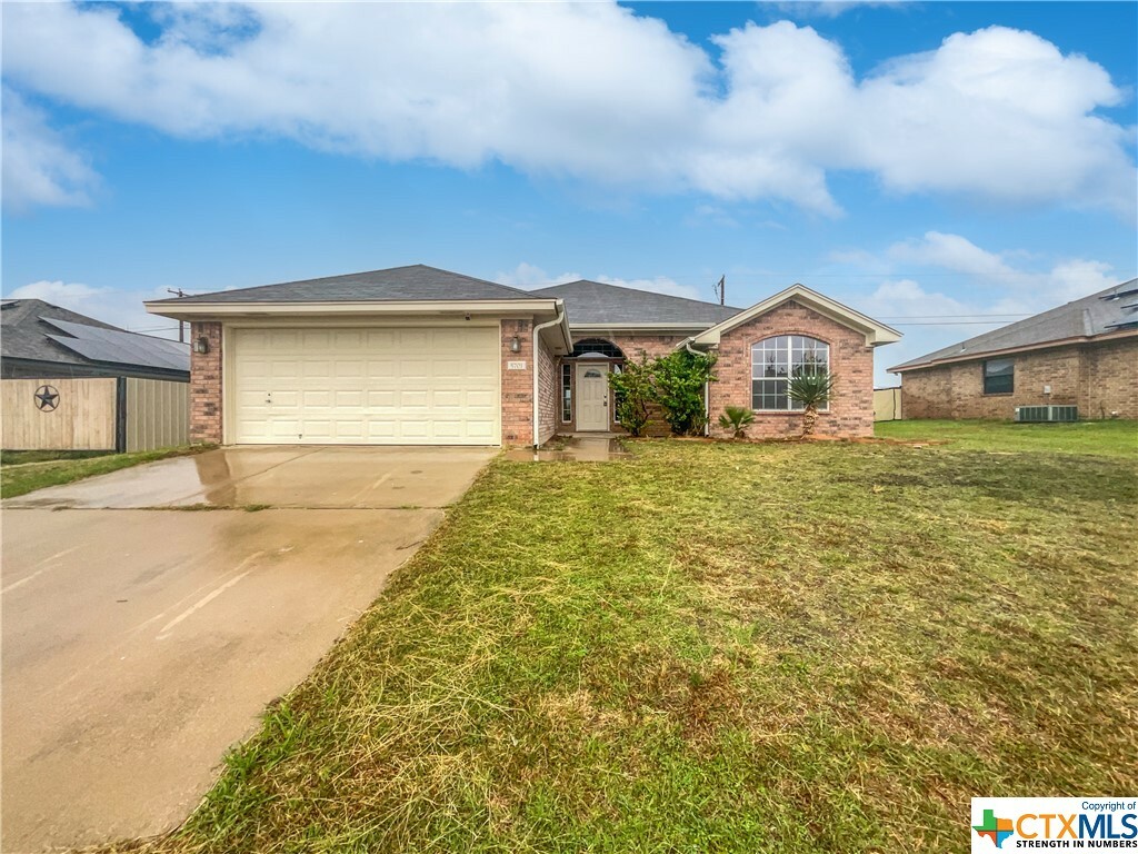 Property Photo:  5701 Mandalay  TX 76549 